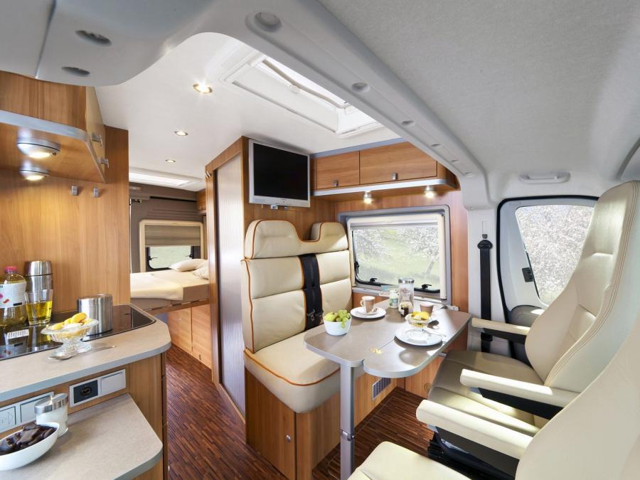 Интерьер Hymer Car 322 GTline 2011 года  (фото 4 из 11)